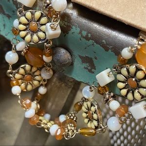 Vintage Beaded Flower Bracelet. Woven with White and Amber Beads